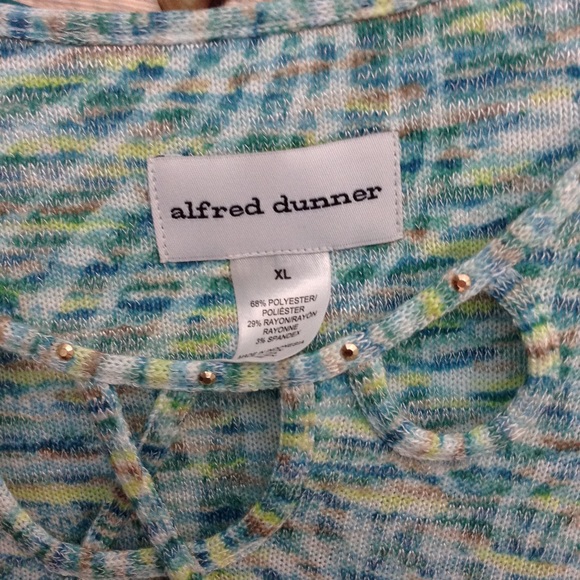 Alfred Dunner Women’s Top - Picture 2 of 2